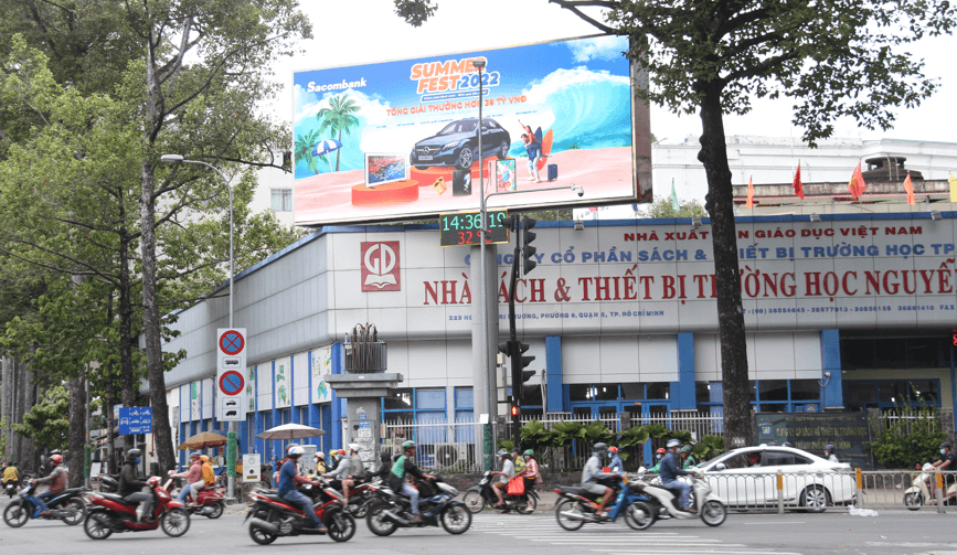 Quảng cáo màn hình LED Ngã 4 Nguyễn Tri Phương - Hùng Vương