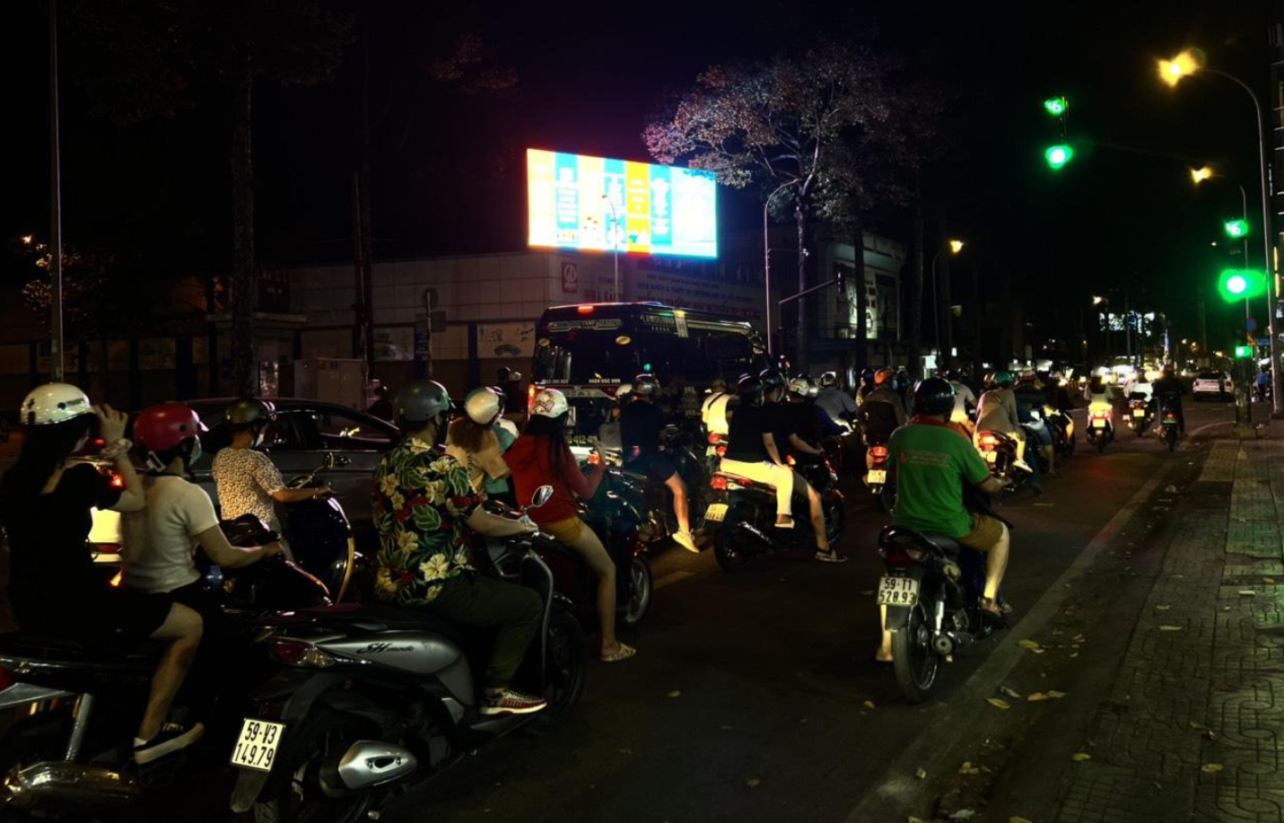 Quảng cáo màn hình LED Ngã tư Nguyễn Tri Phương - Hùng Vương