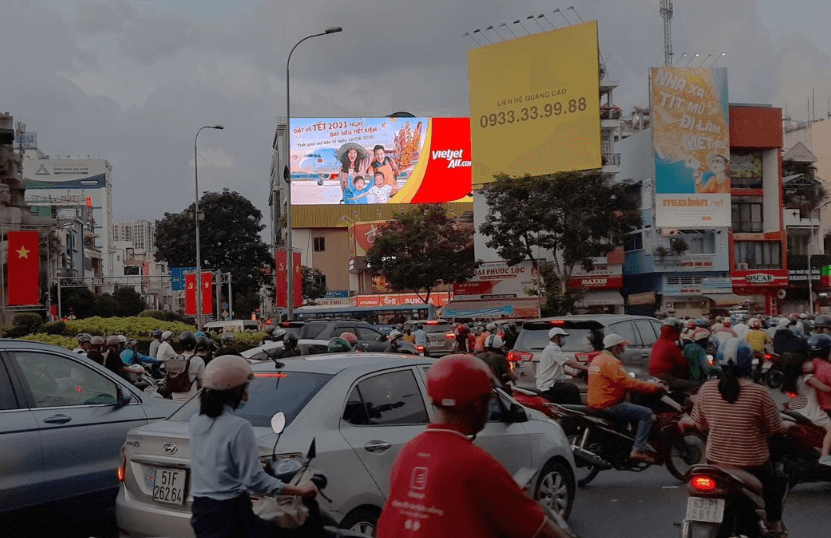 Quảng cáo màn hình LED vòng xoay Lý Thái Tổ - Điện Biên Phủ